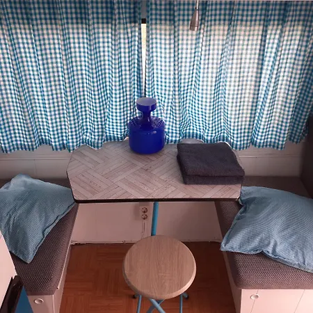 Wijndomein De Vier Ambachten -overnachten In De Wijngaard Simonshaven