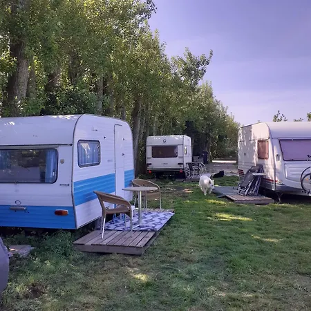 Wijndomein De Vier Ambachten -overnachten In De Wijngaard Simonshaven