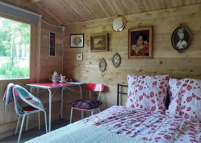 Wijndomein De Vier Ambachten -overnachten In De Wijngaard Simonshaven