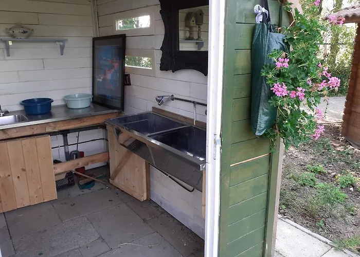 Wijndomein De Vier Ambachten -overnachten In De Wijngaard