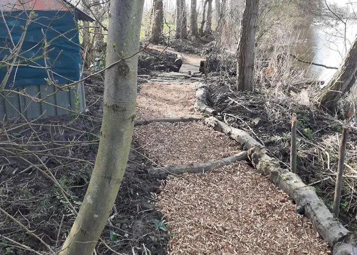Parque de Campismo Wijndomein De Vier Ambachten -overnachten In De Wijngaard