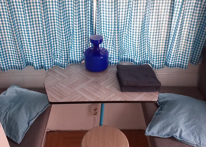 Wijndomein De Vier Ambachten -overnachten In De Wijngaard Simonshaven