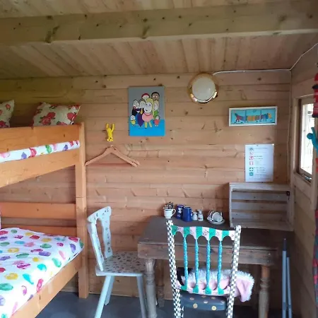 Wijndomein De Vier Ambachten -overnachten In De Wijngaard * Simonshaven