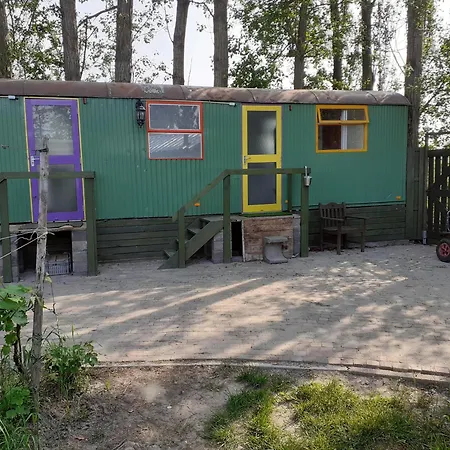 Wijndomein De Vier Ambachten -overnachten In De Wijngaard Simonshaven